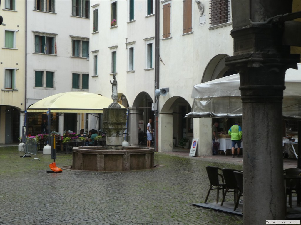 P1070795