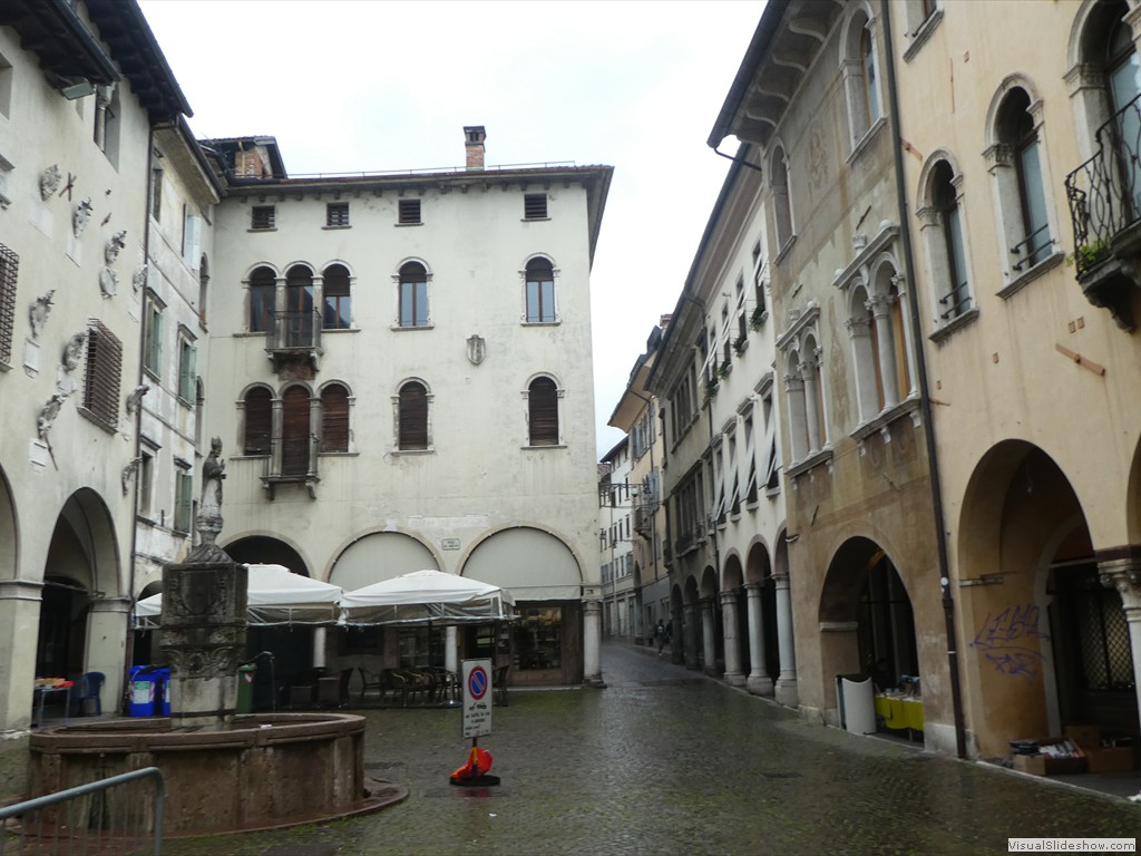 P1070798