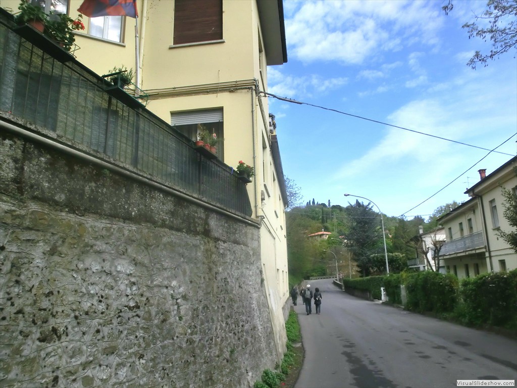 lag12002
