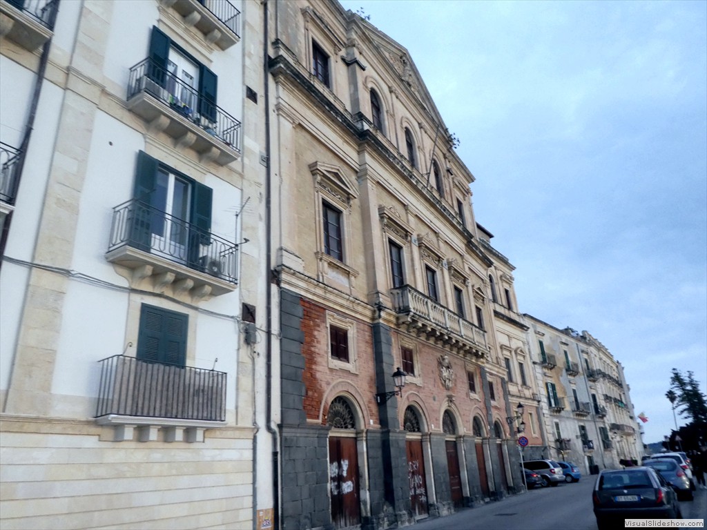 P1100128