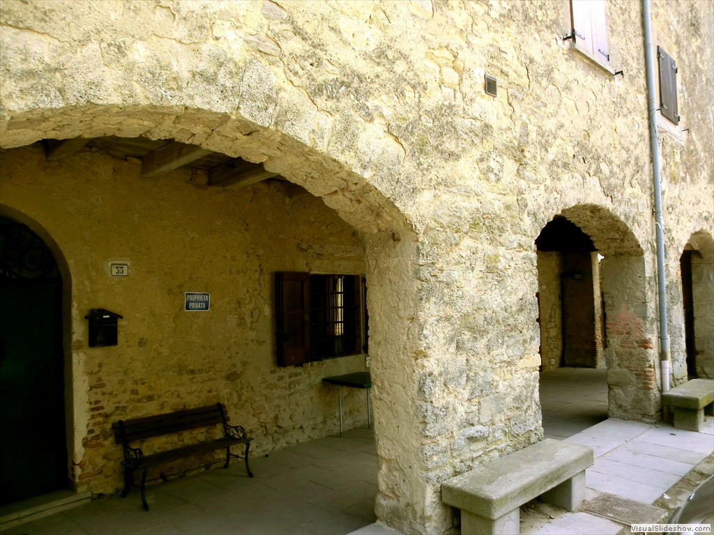 pav12044